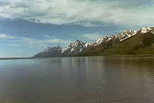 mountlake.jpg (33270 bytes)