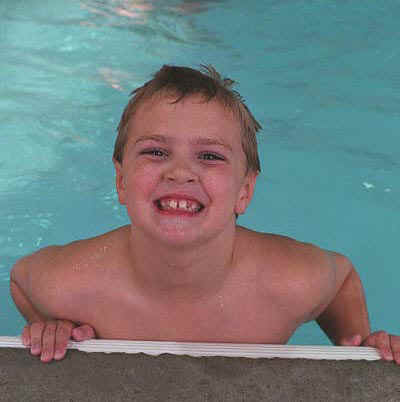 smilinsean.jpg (26116 bytes)